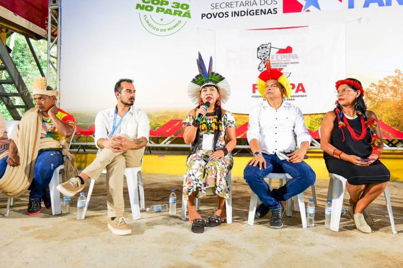 Diálogos Amazônicos