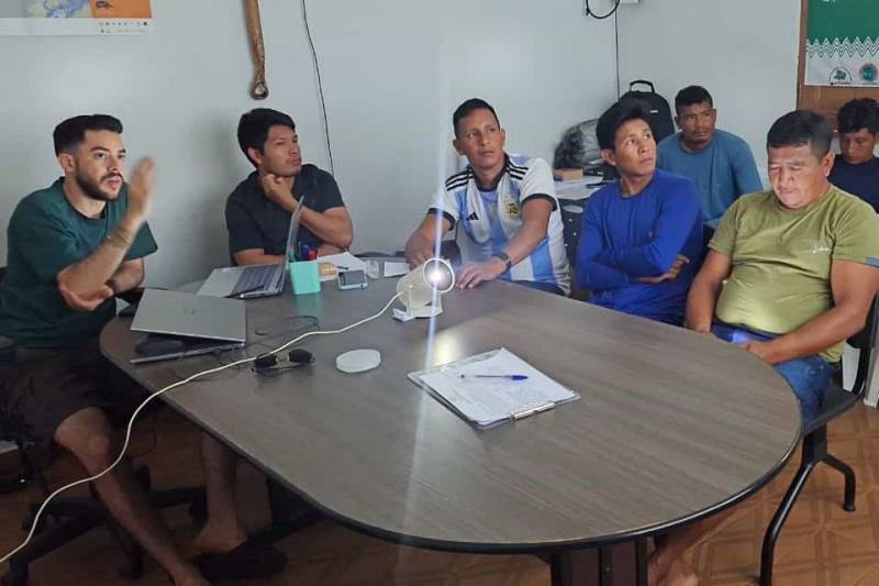 O objetivo foi ensiná-los a divulgar informações em tempo real durante o processo de homologação da Terra Indígena Katxuyana -Tunayana