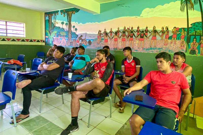 Ação integrada com o Corpo de Bombeiros Militar, Defesa Civil Municipal e Secretaria dos Povos Indígenas qualificou indígenas para combater o fogo