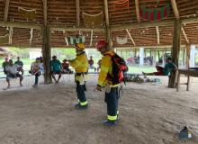 Indígenas do Território Alto Rio Guamá aprendem técnicas de brigada de incêndios